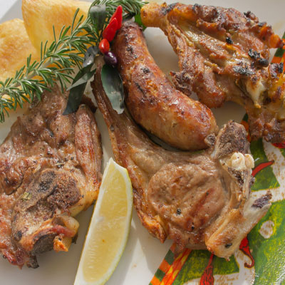 LUXE BBQ v.a. 15 pers. 1 7. LUXE BBQ